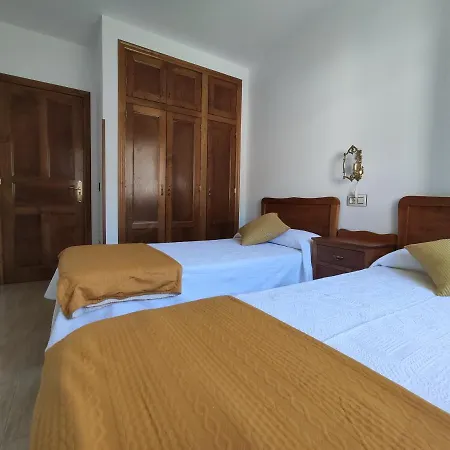 Rurales Lin De Colás Apartmanhotel