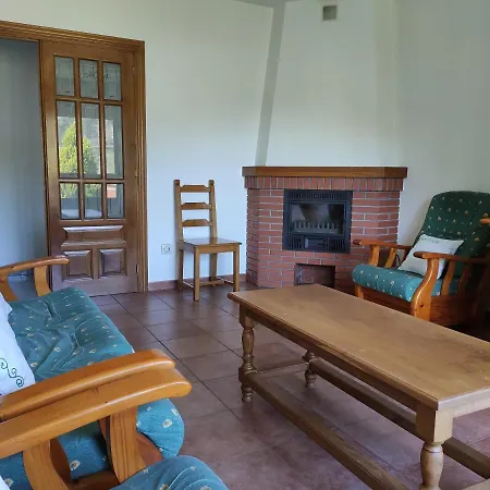 Rurales Lin De Colás Apartmanhotel Navelgas
